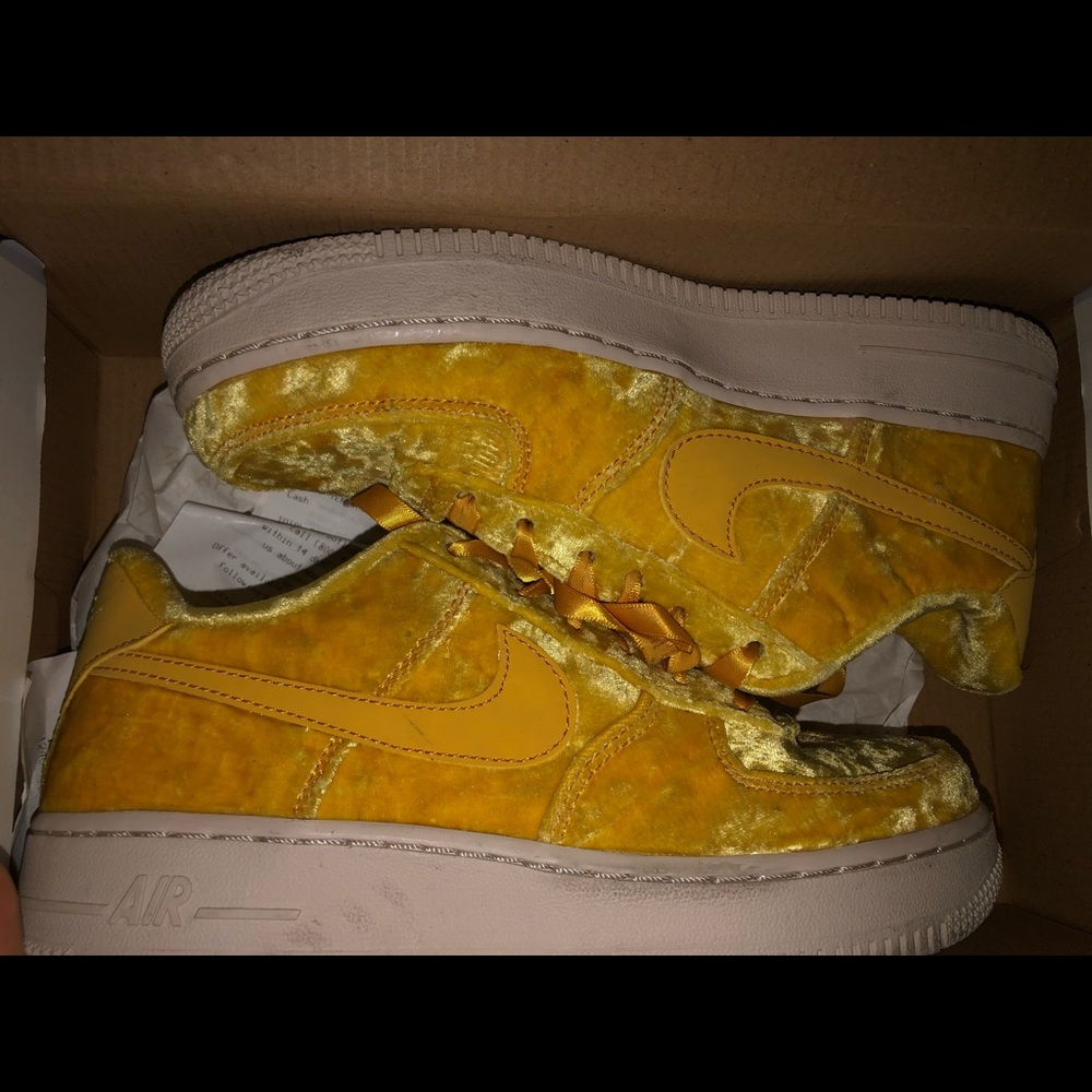 Yellow Air Force 1 suede